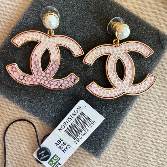 CHANEL DANGLE STUD LARGE CC EARRINGS - Picture 2 of 6
